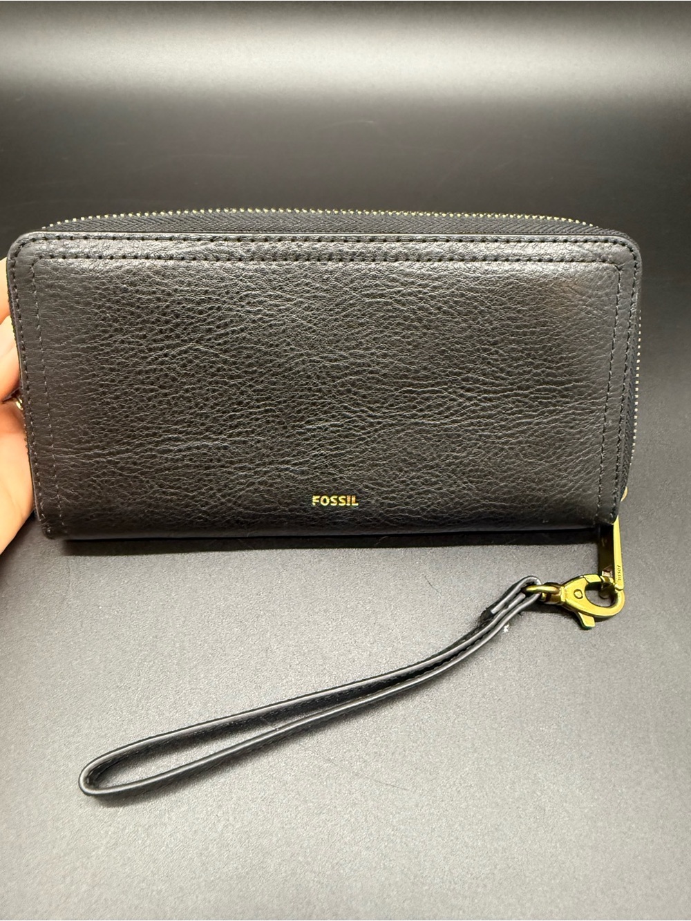 Fossil Black Leather Zip-Around Wristlet with Gold Hardware New without Tags